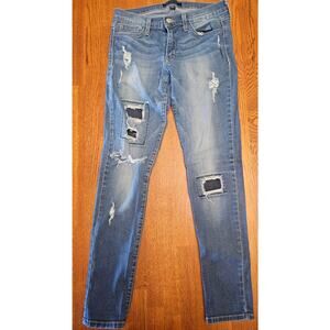 Distressed Flying Monkey size 28 skinny ankle jeans
